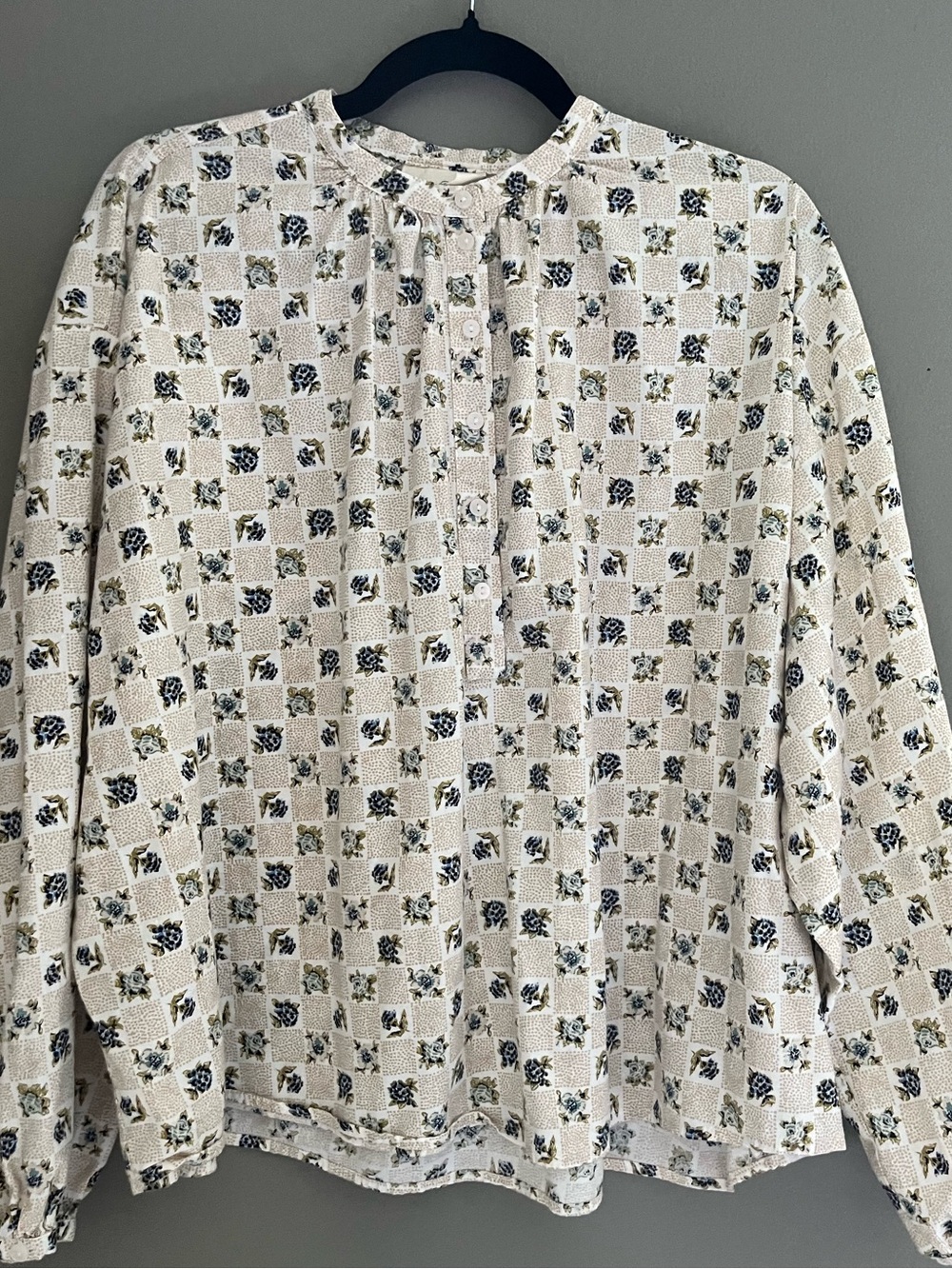 Universal Thread Floral Peasant Blouse Quarter Buttons Long Sleeve Cottagecore